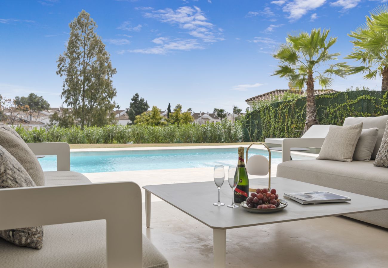 Villa en Estepona - Villa Lulu