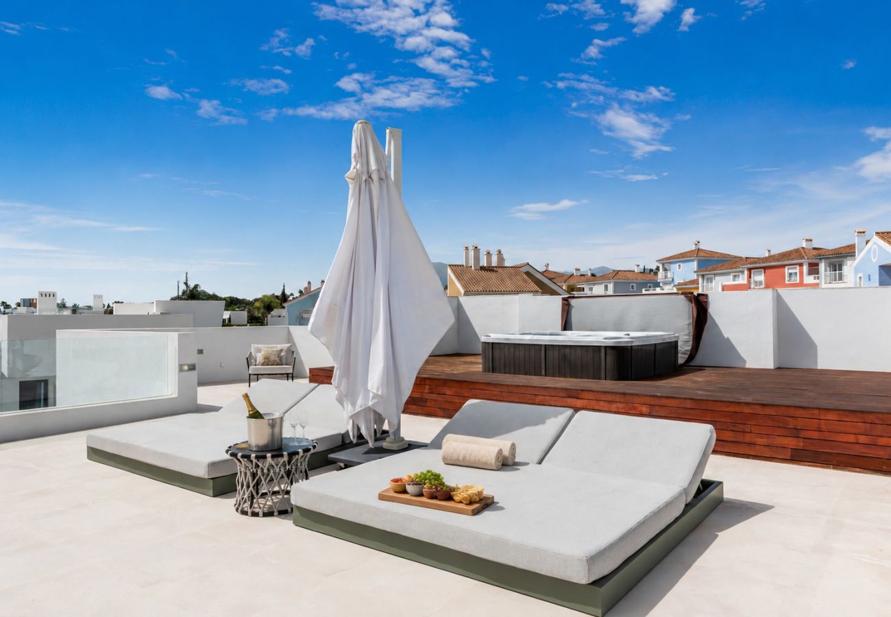 Villa en Estepona - Villa Lulu