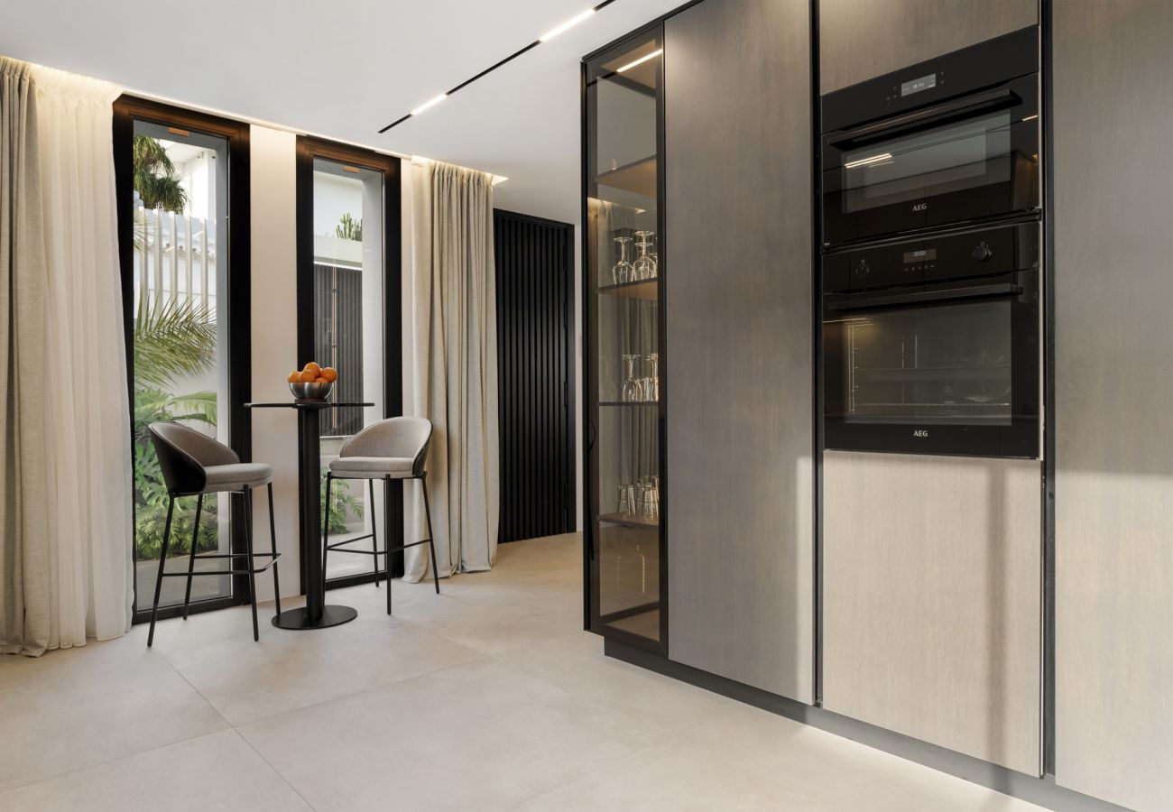 Villa en Nueva andalucia - Villa Serenis