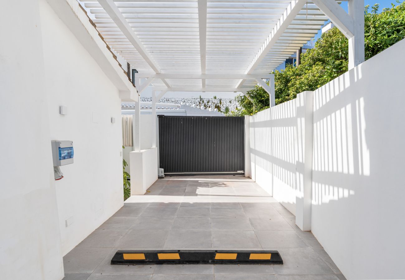 Villa en Nueva andalucia - Villa Serenis