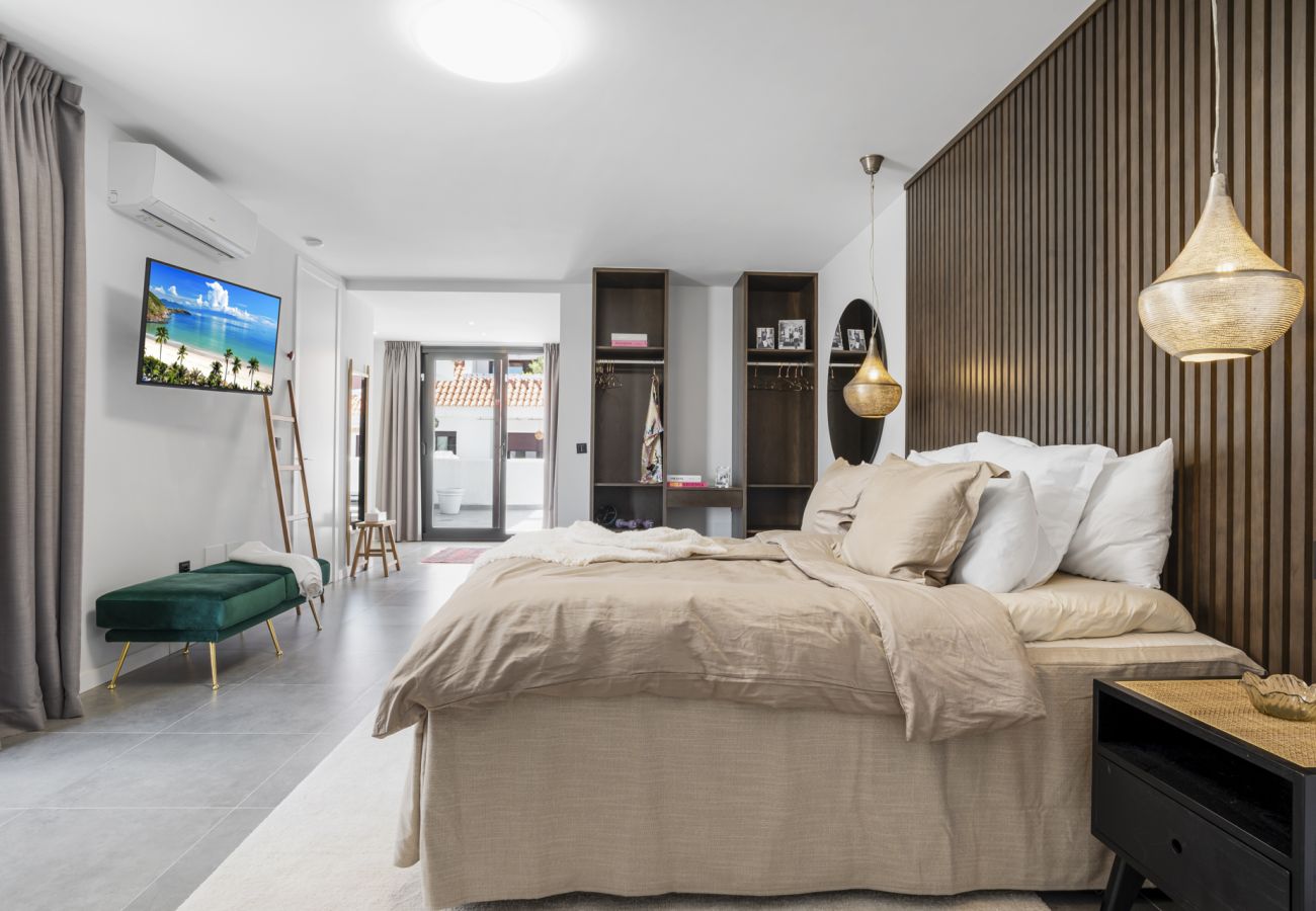 Apartamento en Nueva andalucia - Penthouse Saga