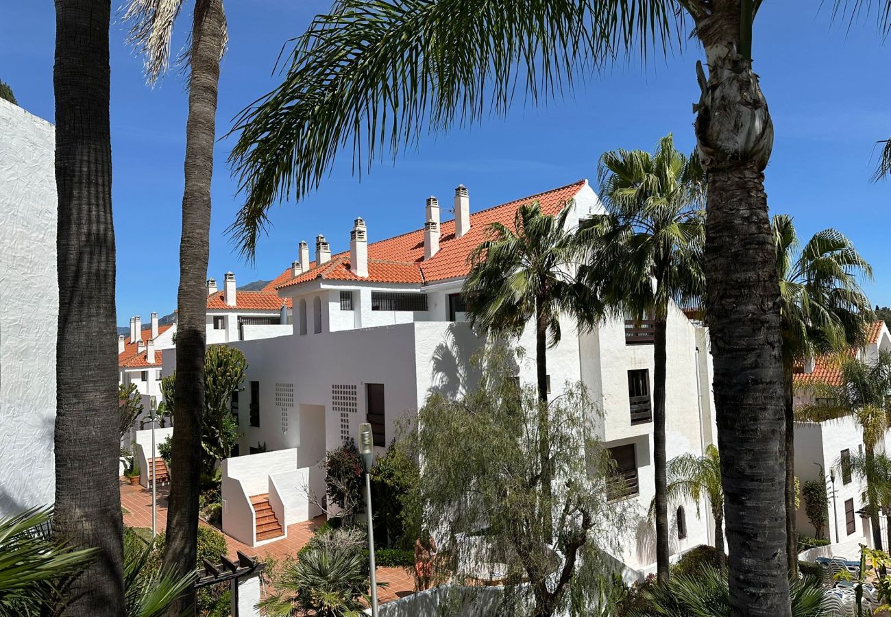 Apartamento en Nueva andalucia - Penthouse Saga