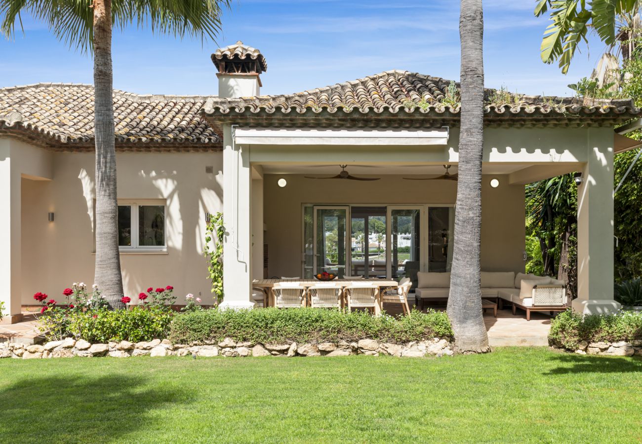 Villa en Nueva andalucia - Villa Cozy