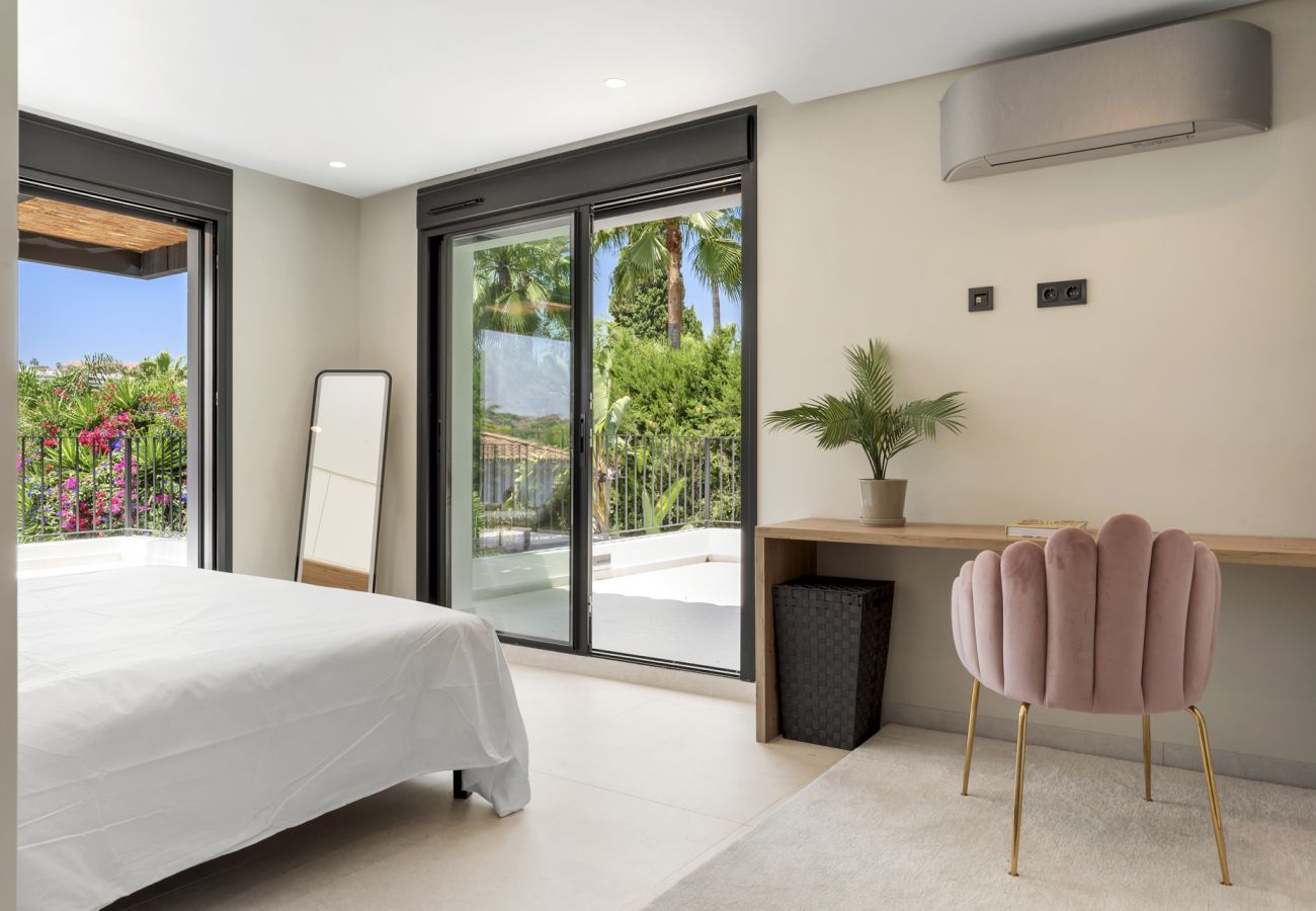 Villa en Nueva andalucia - Villa La Perla