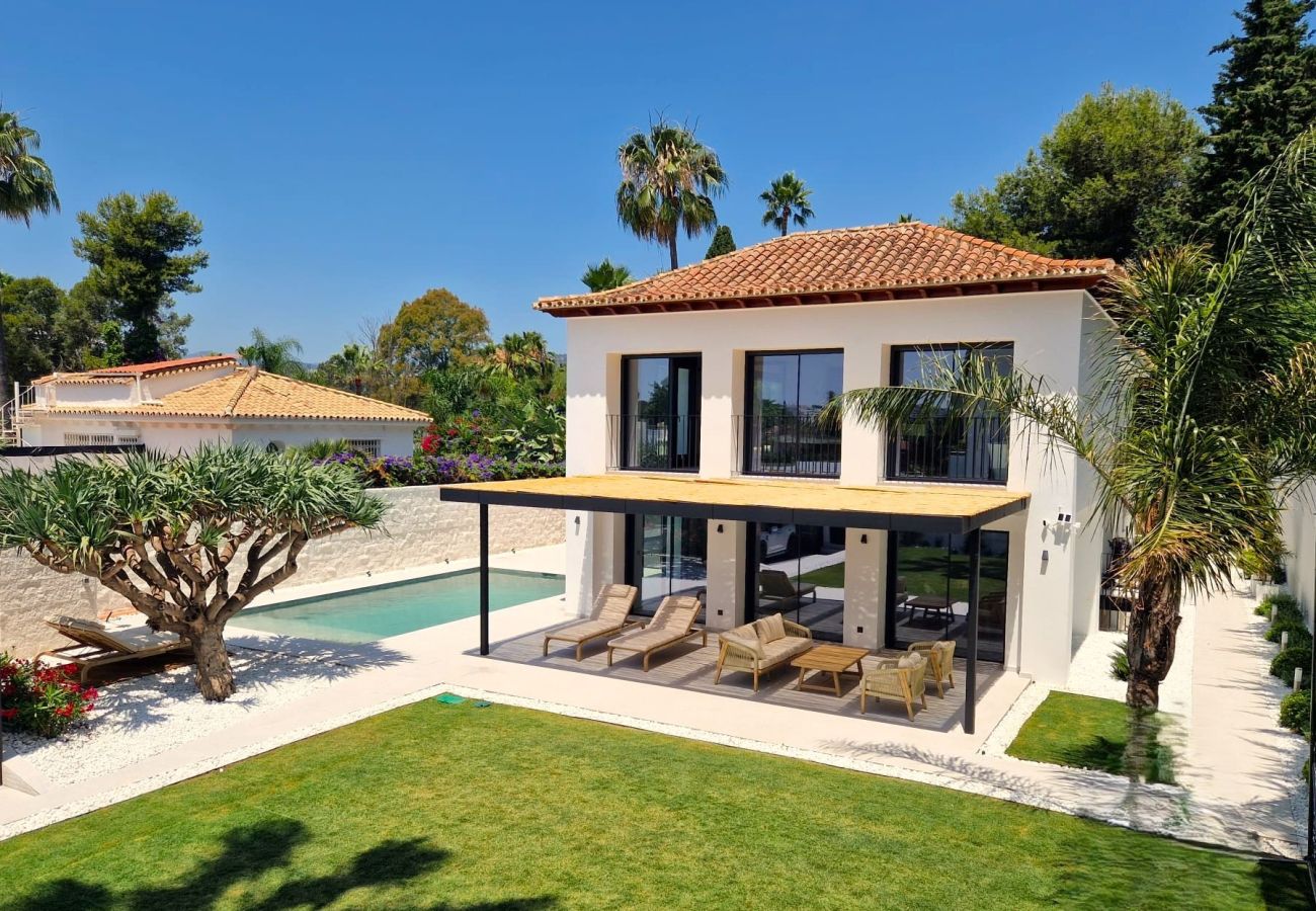 Villa en Nueva andalucia - Villa La Perla