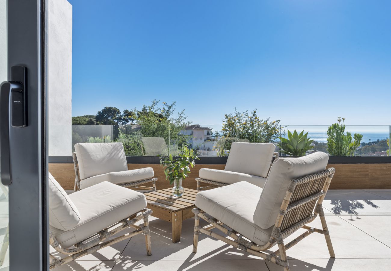 Apartamento en Marbella - Cabopino Penthouse with Private Pool