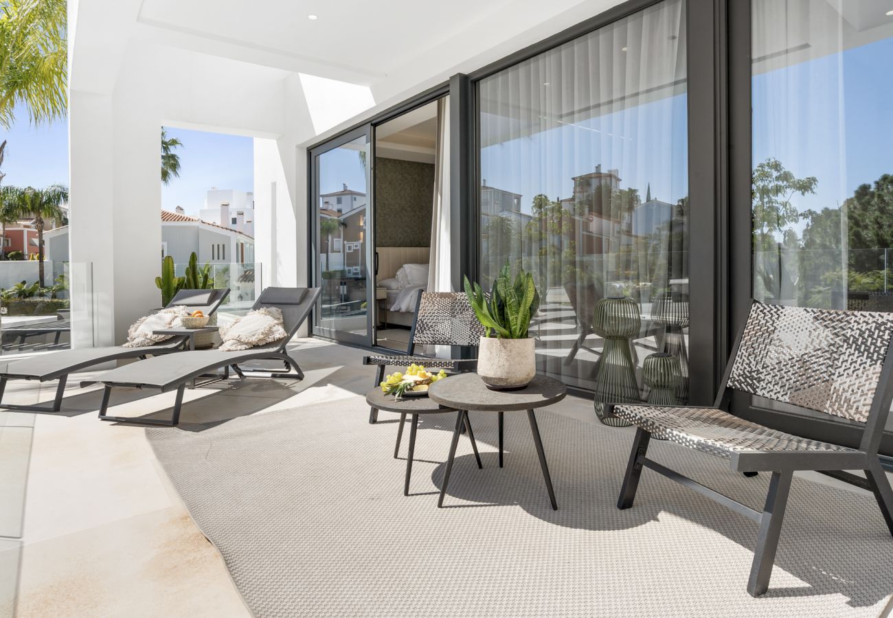 Villa en Estepona - Villa Azzure