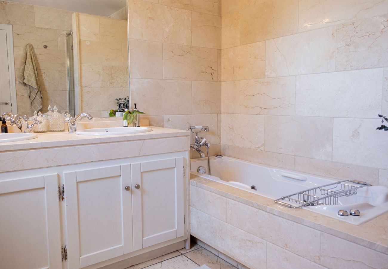 Villa en San Pedro de Alcántara - Villa Limones | Luxury Beachside Villa 