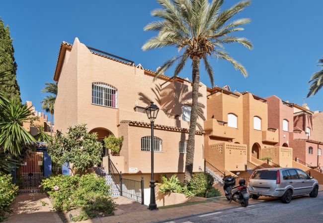Casa adosada en Marbella - Casa Palmerial