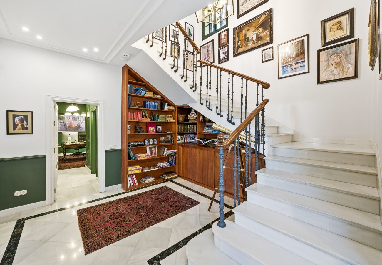 Villa en San Pedro de Alcántara - Villa Amarilla