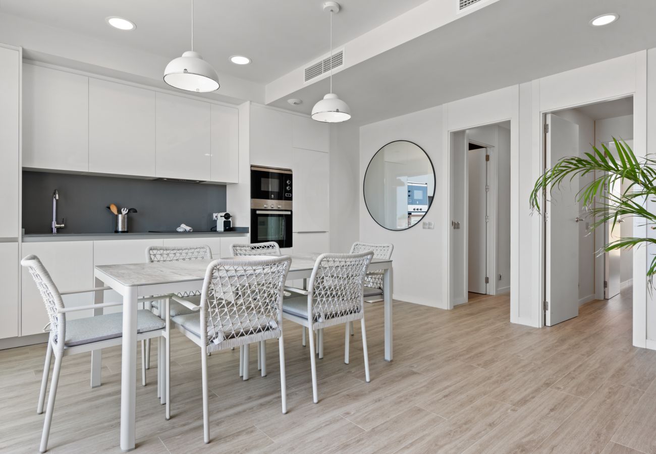 Appartement à Estepona - Mirage Penthouse - Sea views & Jacuzzi!