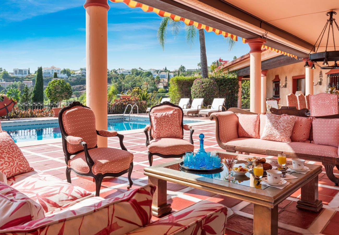 Villa à Estepona - Villa Palm Ridge