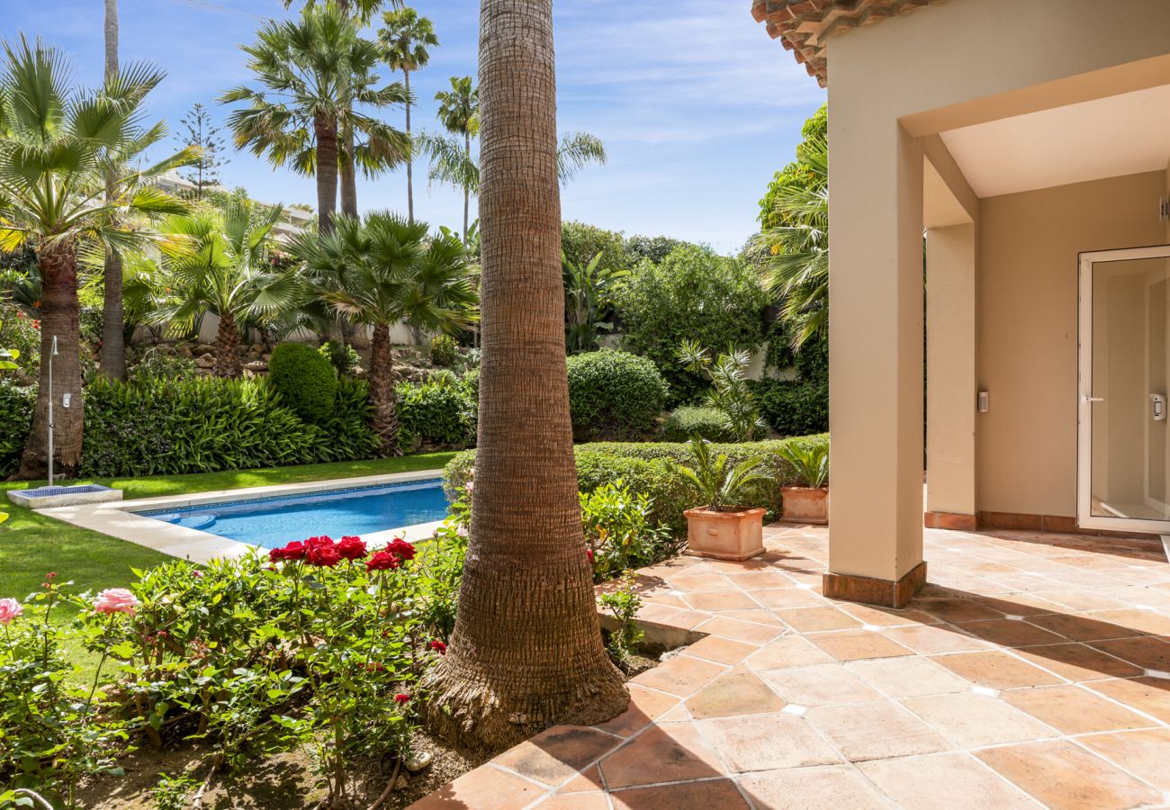Villa à Nueva andalucia - Villa Cozy