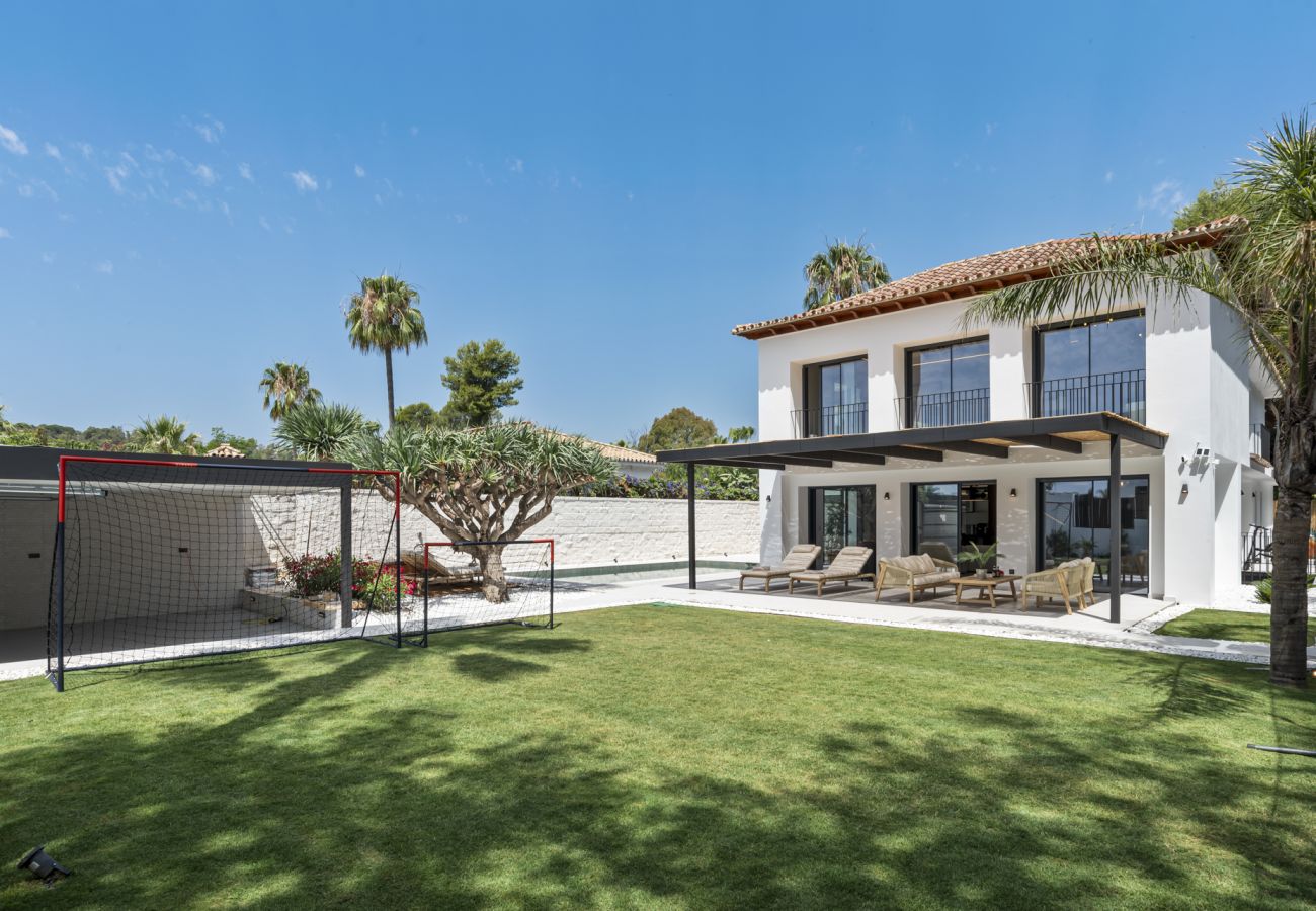 Villa à Nueva andalucia - Villa La Perla