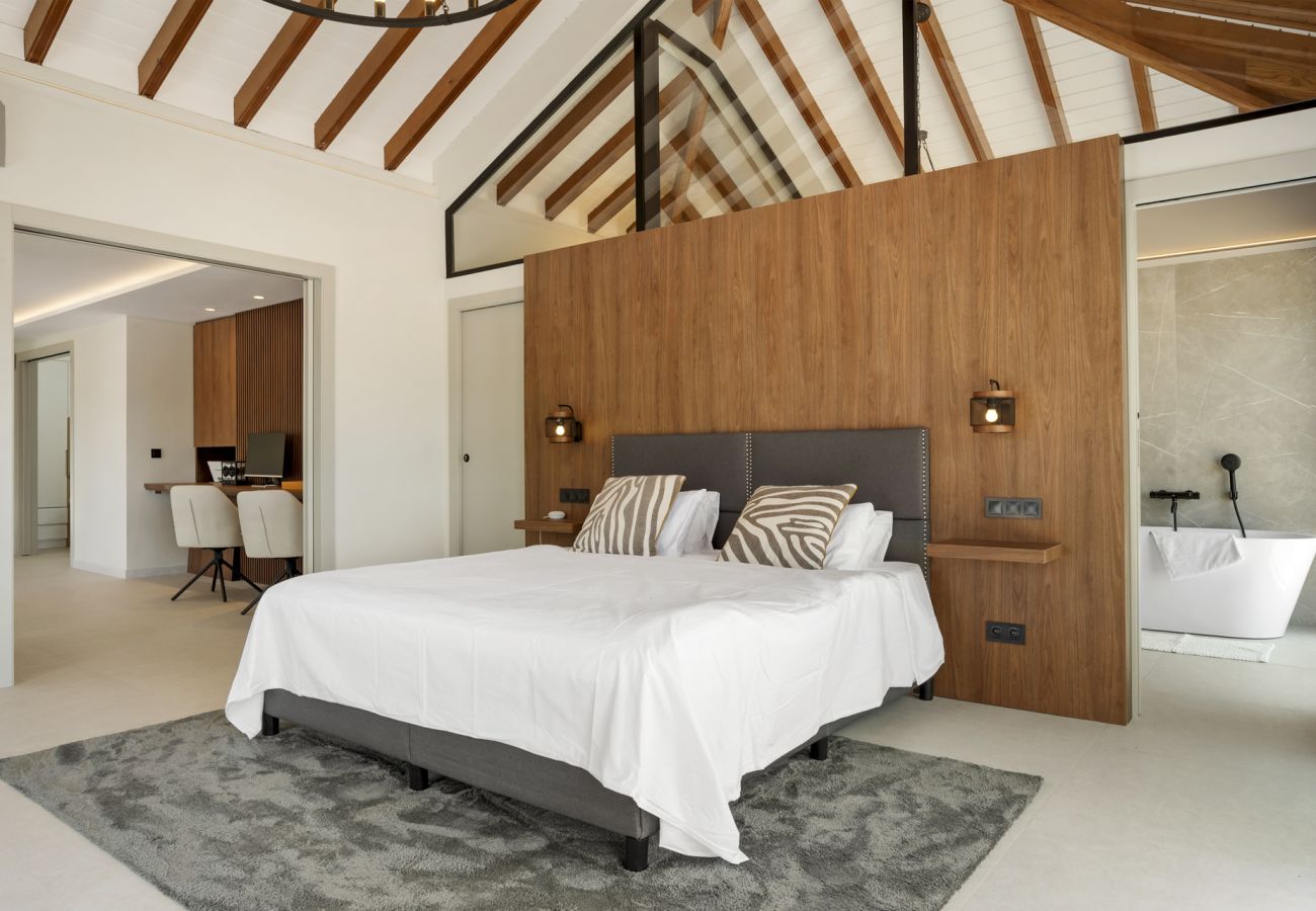 Villa à Nueva andalucia - Villa La Perla