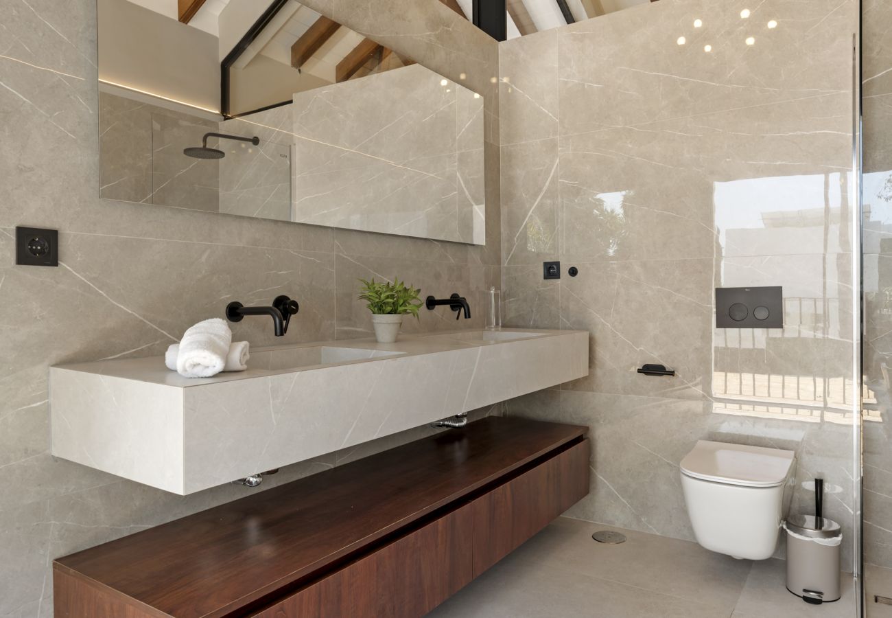 Villa à Nueva andalucia - Villa La Perla