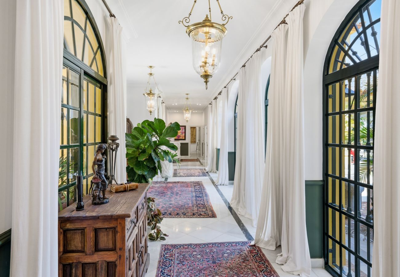 Villa à San Pedro de Alcántara - Villa Amarilla