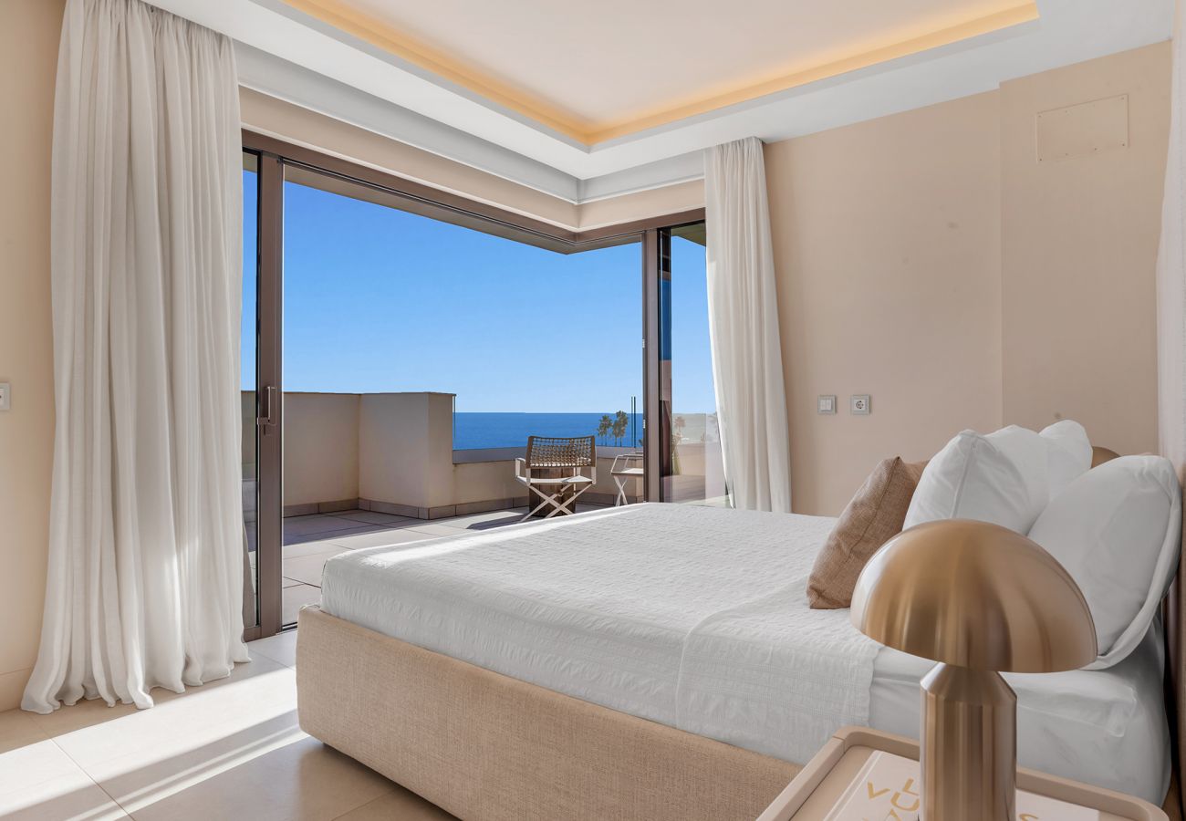 Appartement à Estepona - Luxury Beachfront Velaya