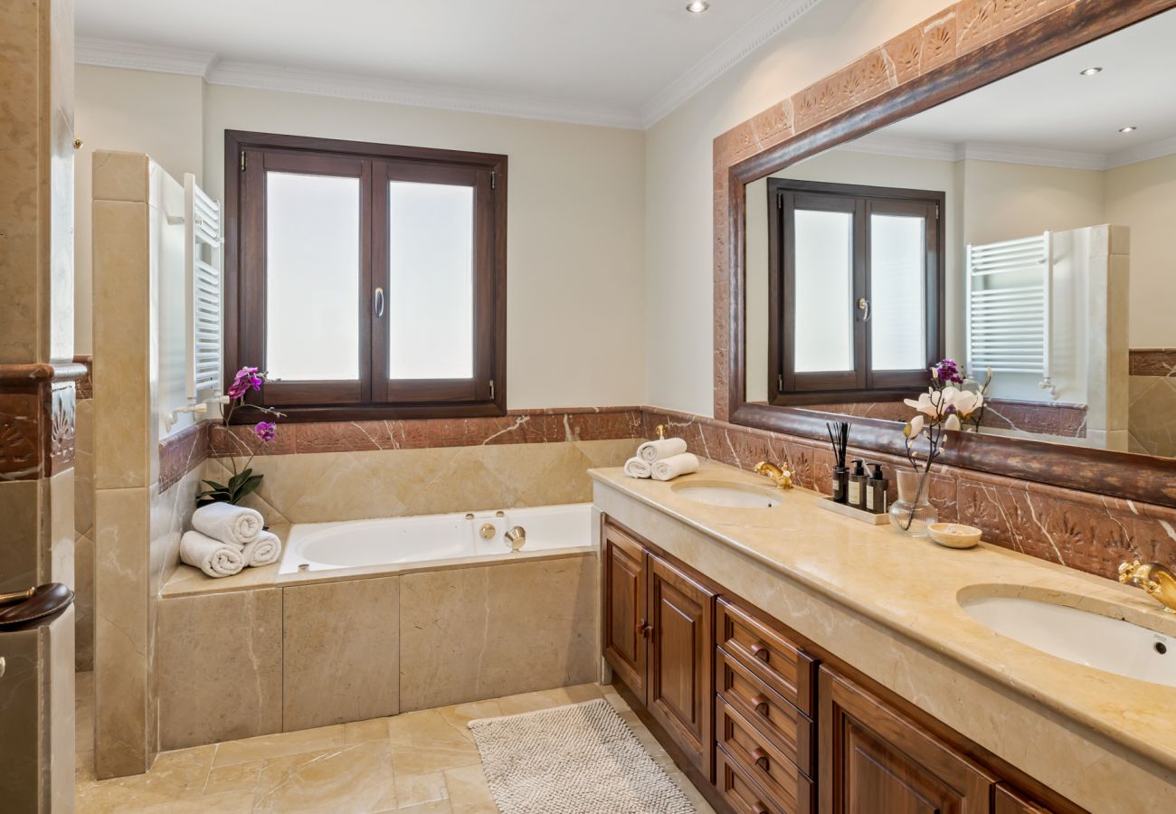 Villa à Marbella - Villa Bobad