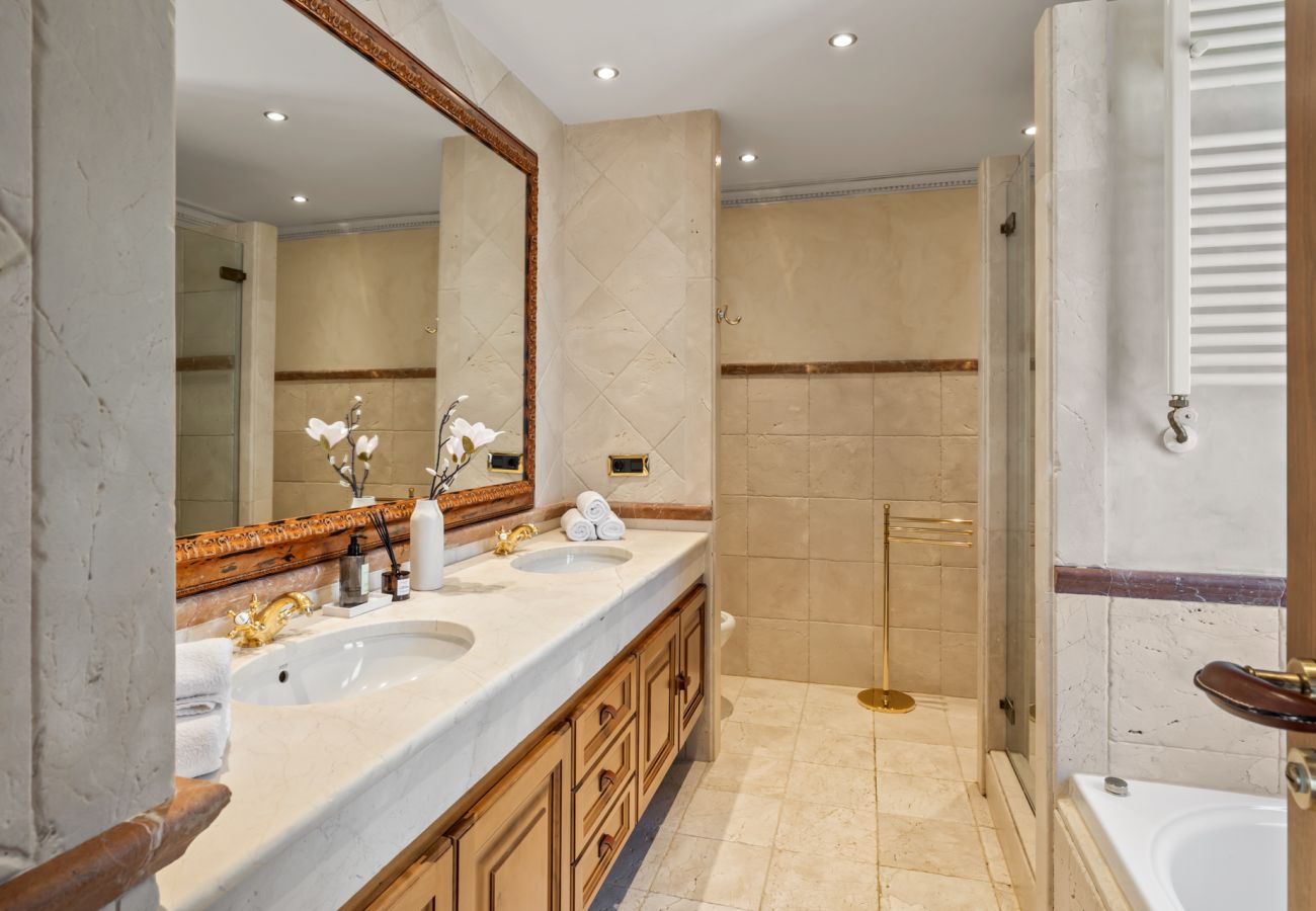 Villa in Marbella - Villa Bobad