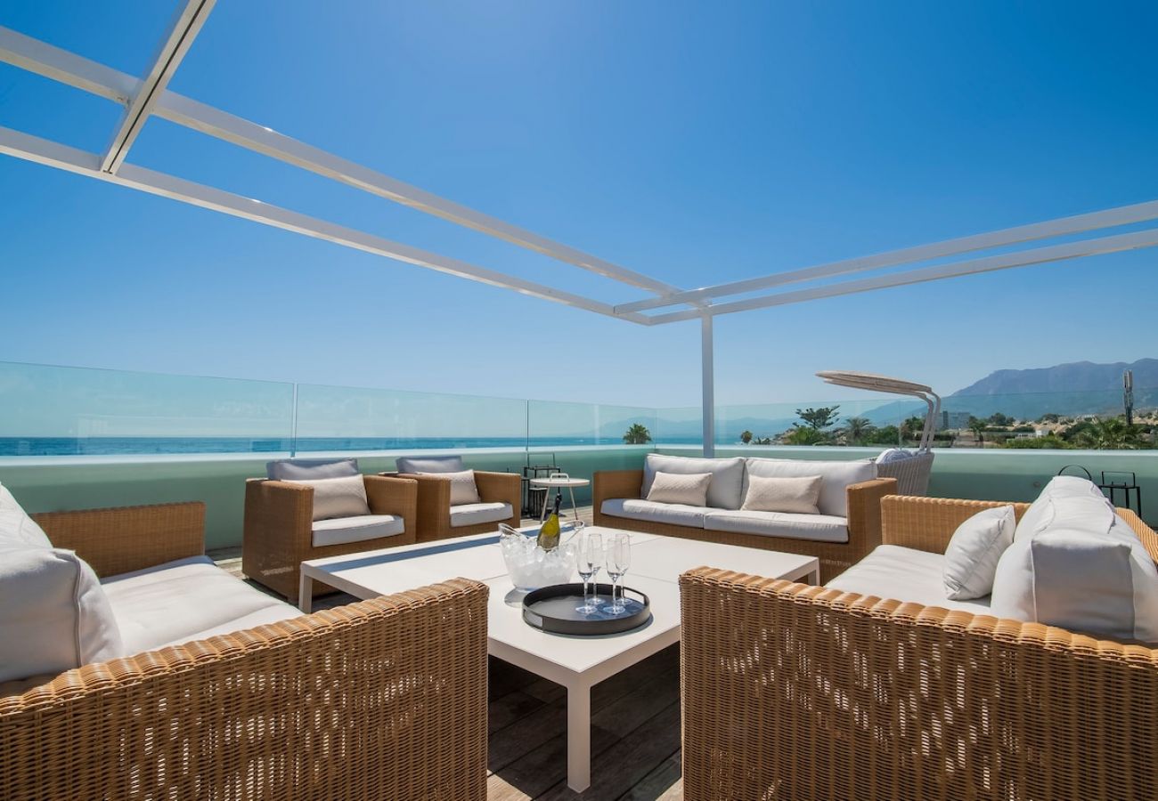 Villa in Marbella - The Beach House