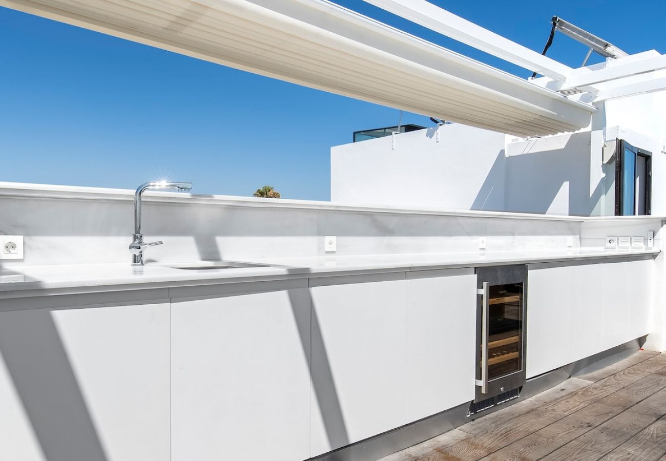 Villa in Marbella - The Beach House