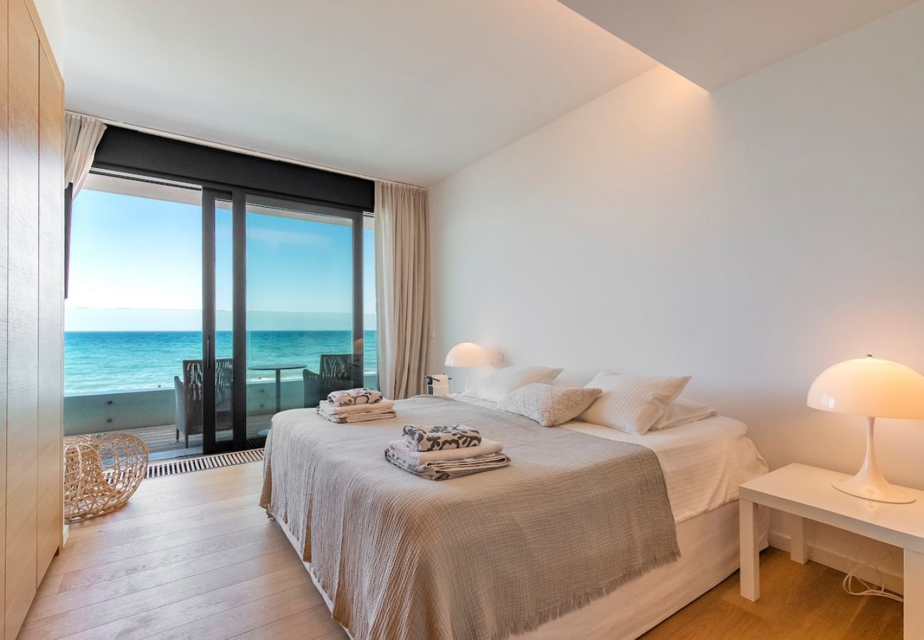 Villa in Marbella - The Beach House