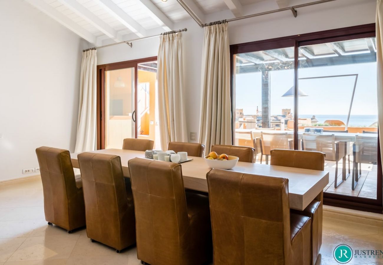 Apartment in Estepona - Penthouse Granados del Mar