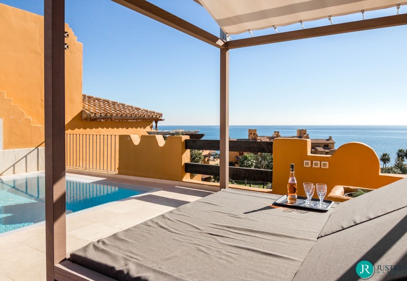 Apartment in Estepona - Penthouse Granados del Mar