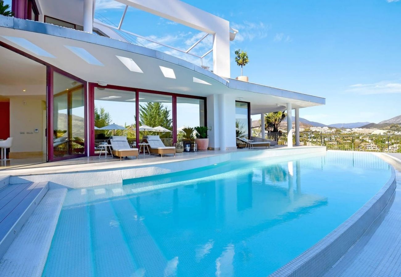 Villa in Marbella - Villa Suena Blanca