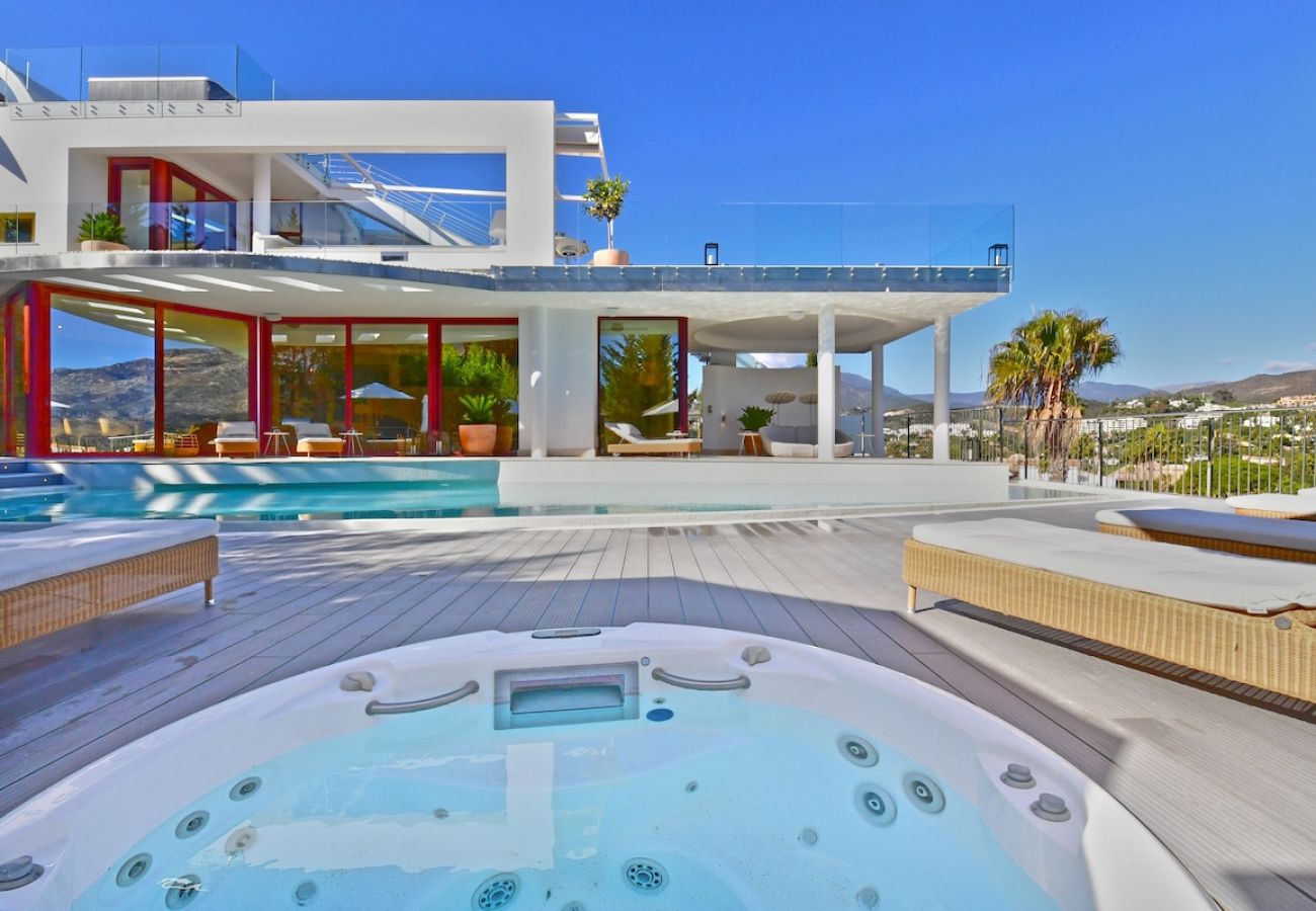 Villa in Marbella - Villa Suena Blanca