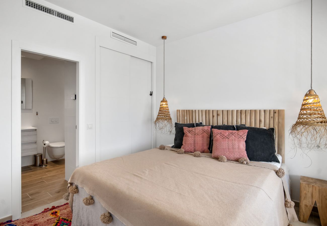 Villa in Estepona - -35% // Villa Sander