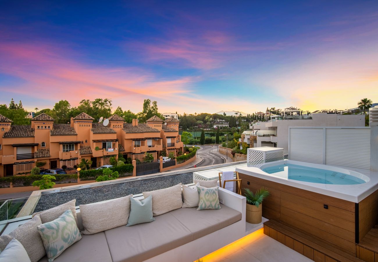 Terraced House in Marbella - Puente Romano Collection