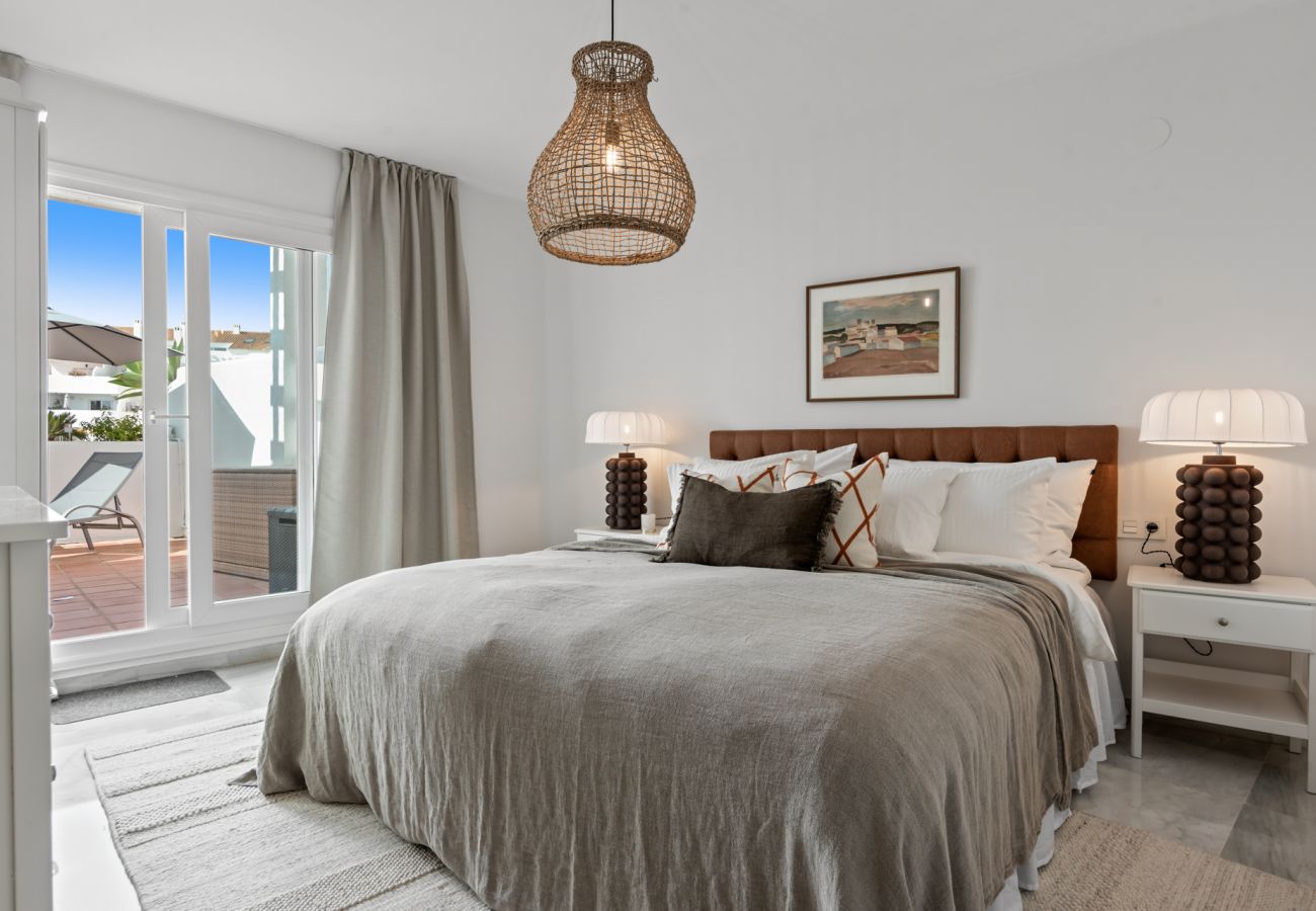 Apartment in Nueva andalucia - Casa Hierbas