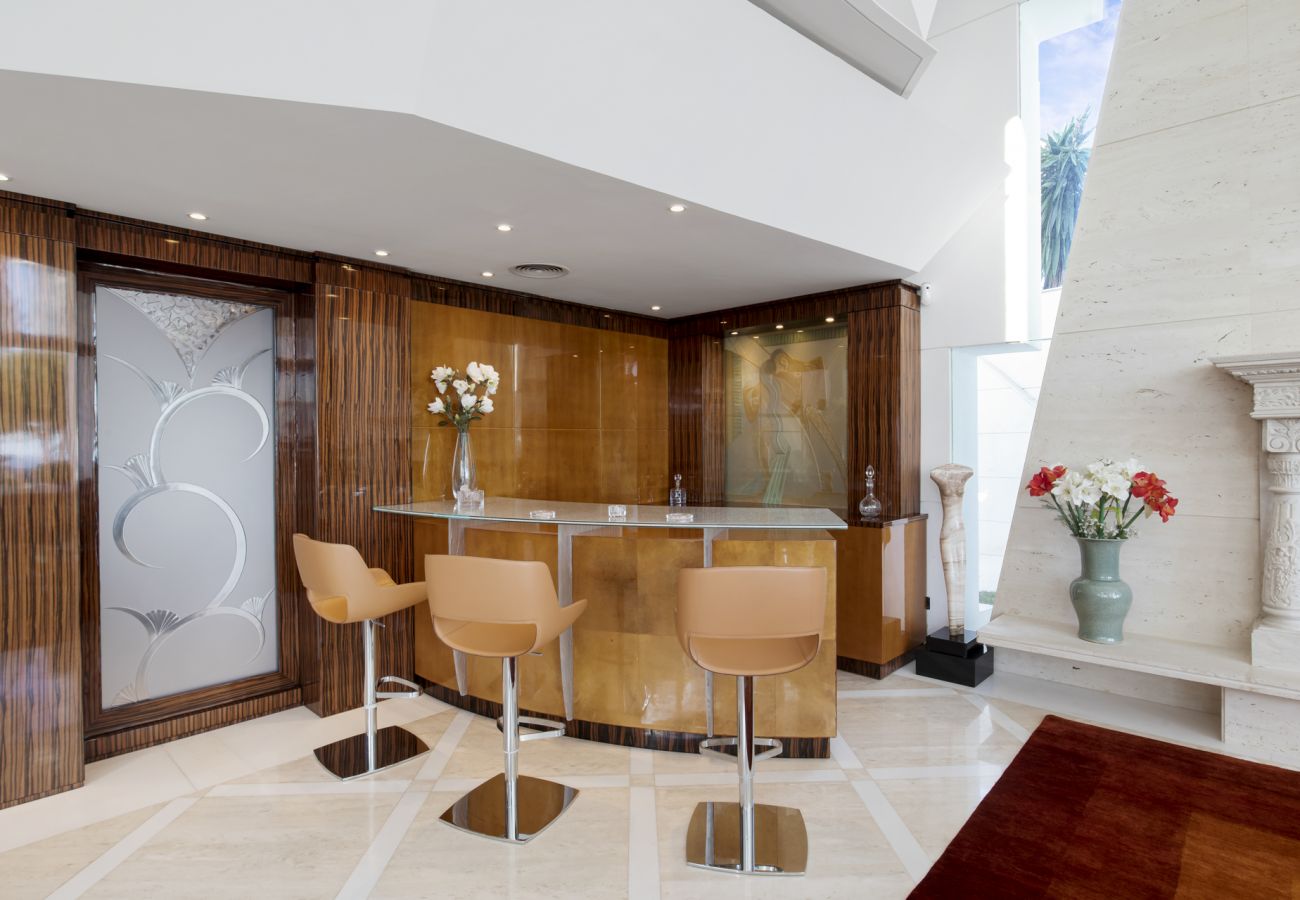 Villa in Nueva andalucia - Villa Azteca