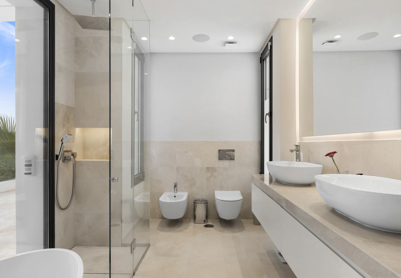 Villa in Estepona - Villa Lulu