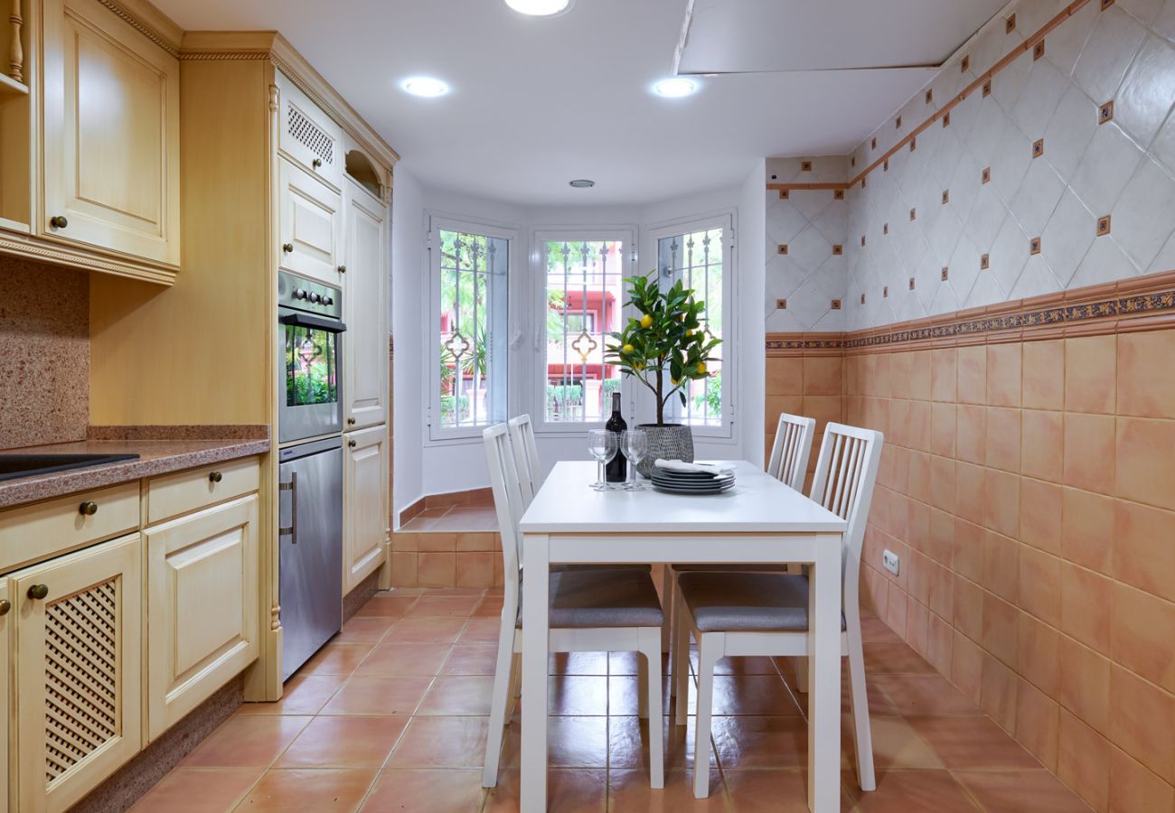 Terraced House in Nueva andalucia - Casa Vasari