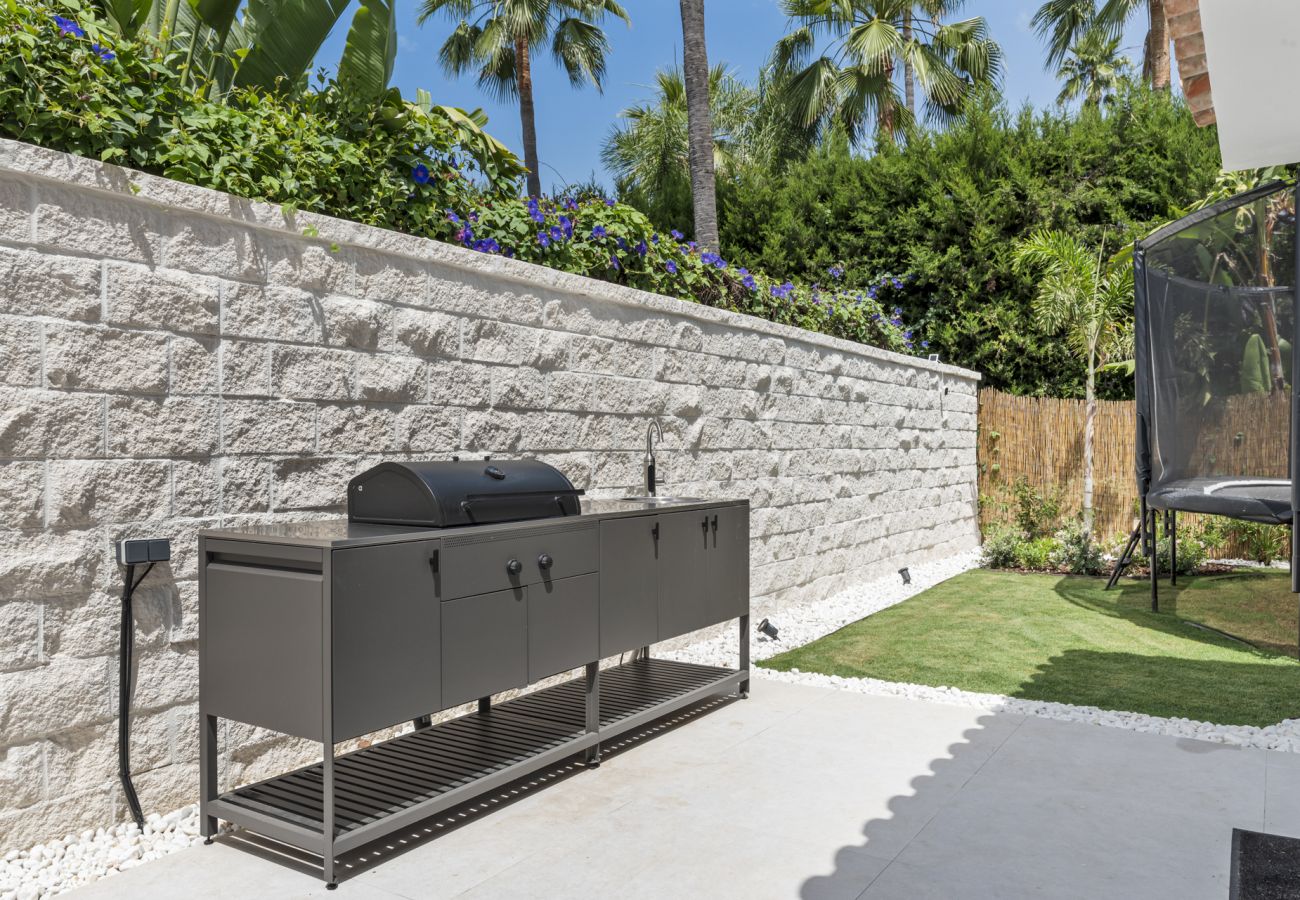 Villa in Nueva andalucia - Villa La Perla
