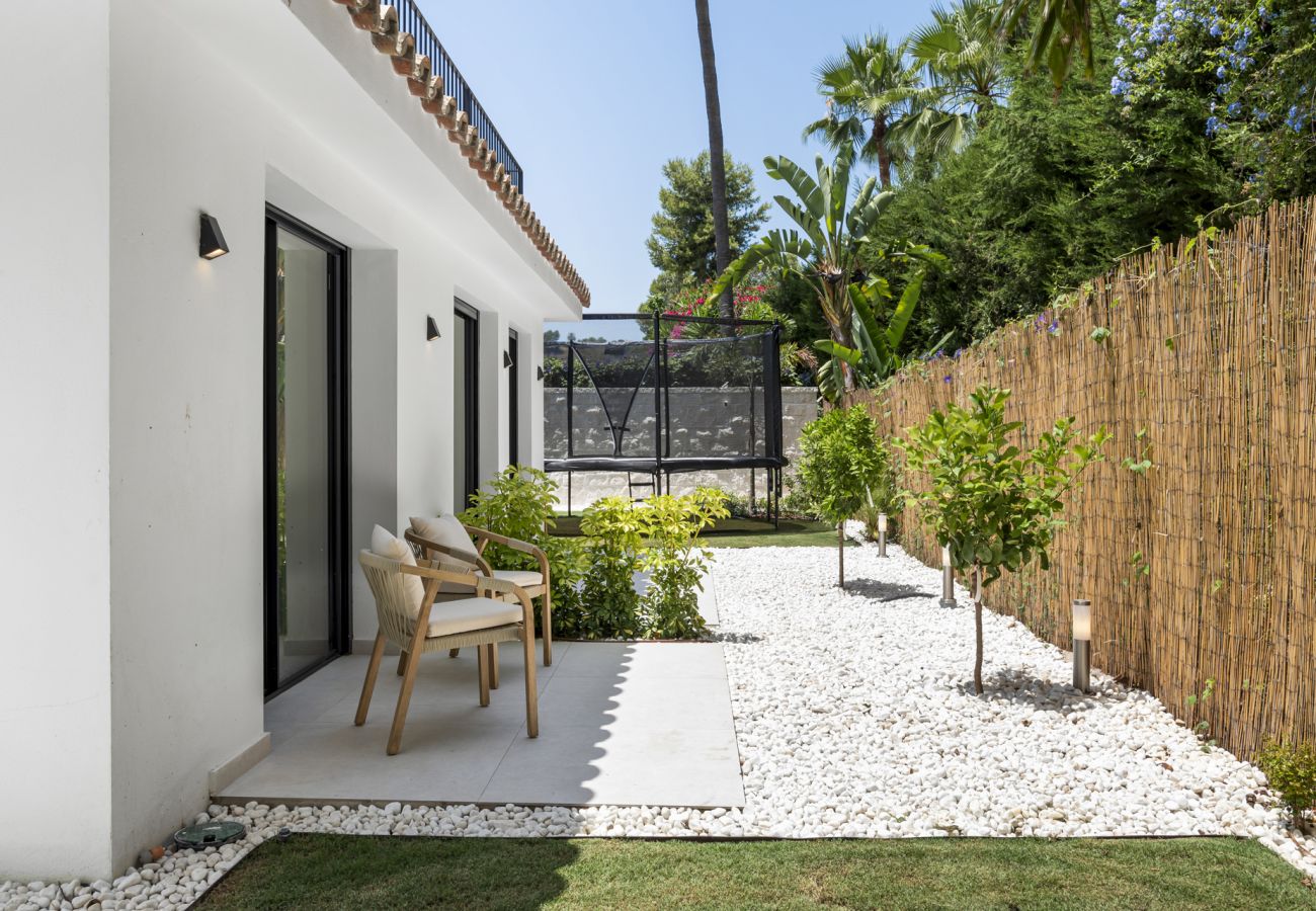Villa in Nueva andalucia - Villa La Perla