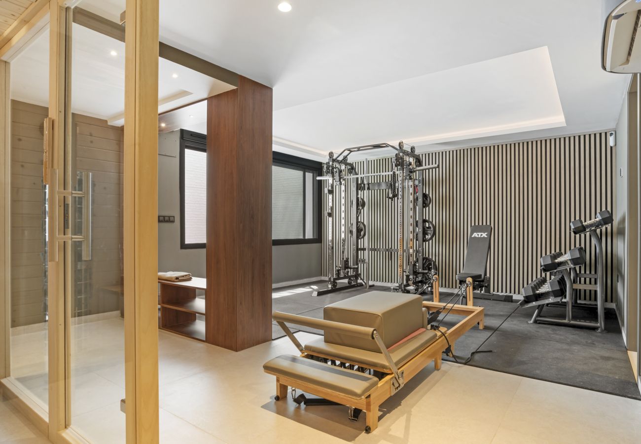 Villa in Nueva andalucia - Villa La Perla