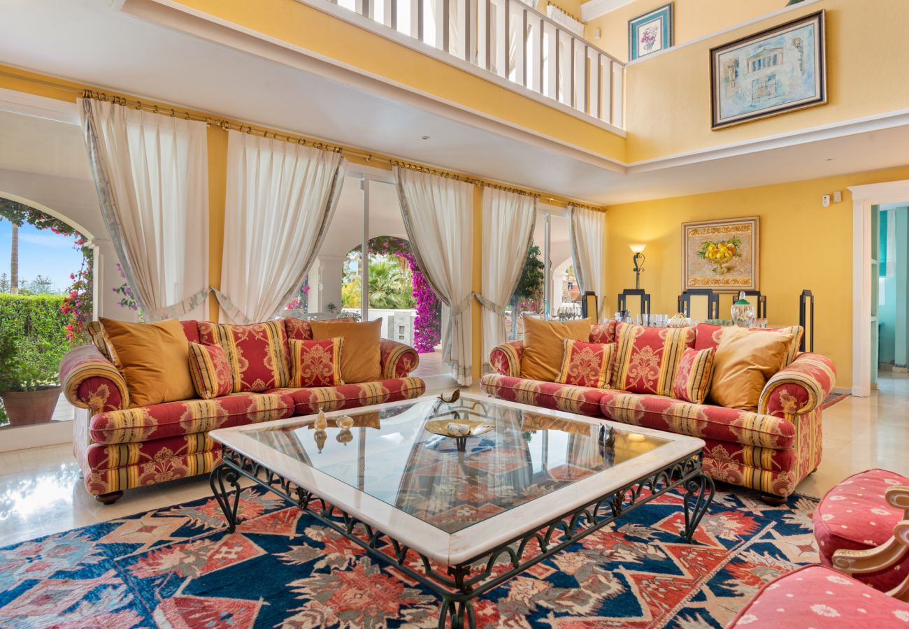 Villa in Nueva andalucia - Villa Sonada