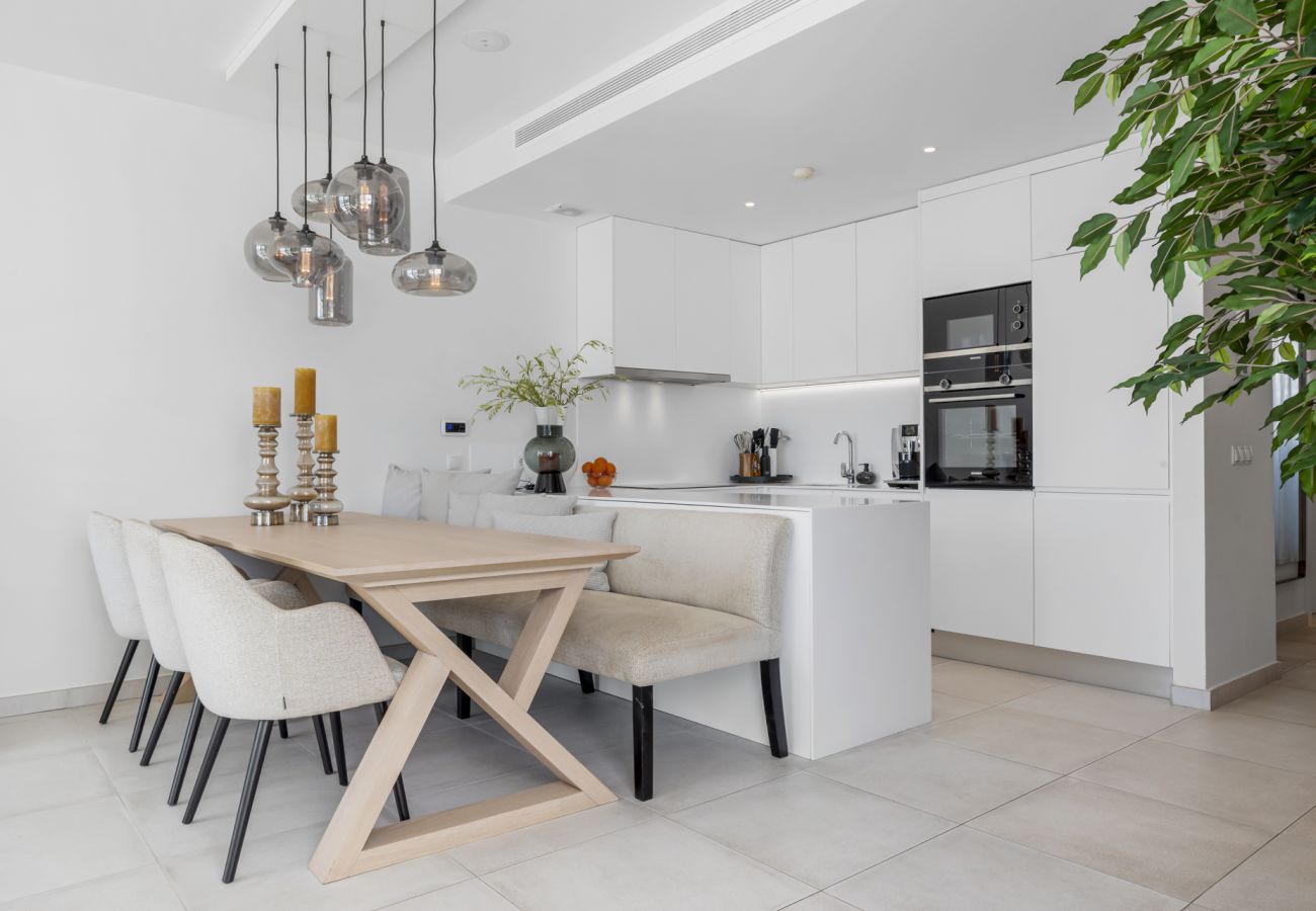 Apartment in Estepona - Penthouse Nova