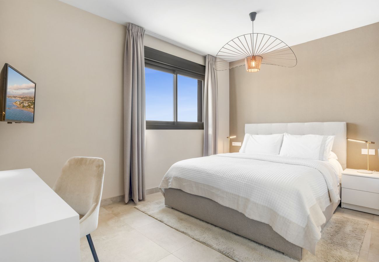 Apartment in Estepona - Infinity Beach & City