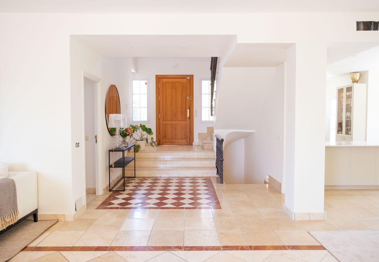Villa in San Pedro de Alcántara - Villa Limones | Luxury Beachside Villa 