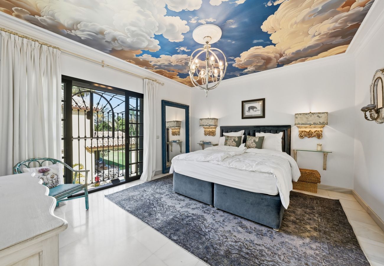 Villa in San Pedro de Alcántara - Villa Amarilla