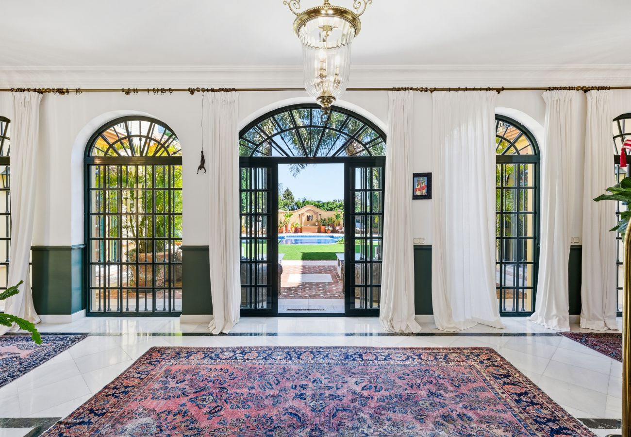 Villa in San Pedro de Alcántara - Villa Amarilla