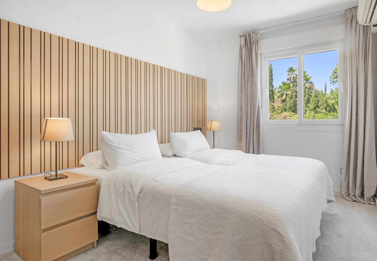 Apartment in Nueva andalucia - Casa Casaño