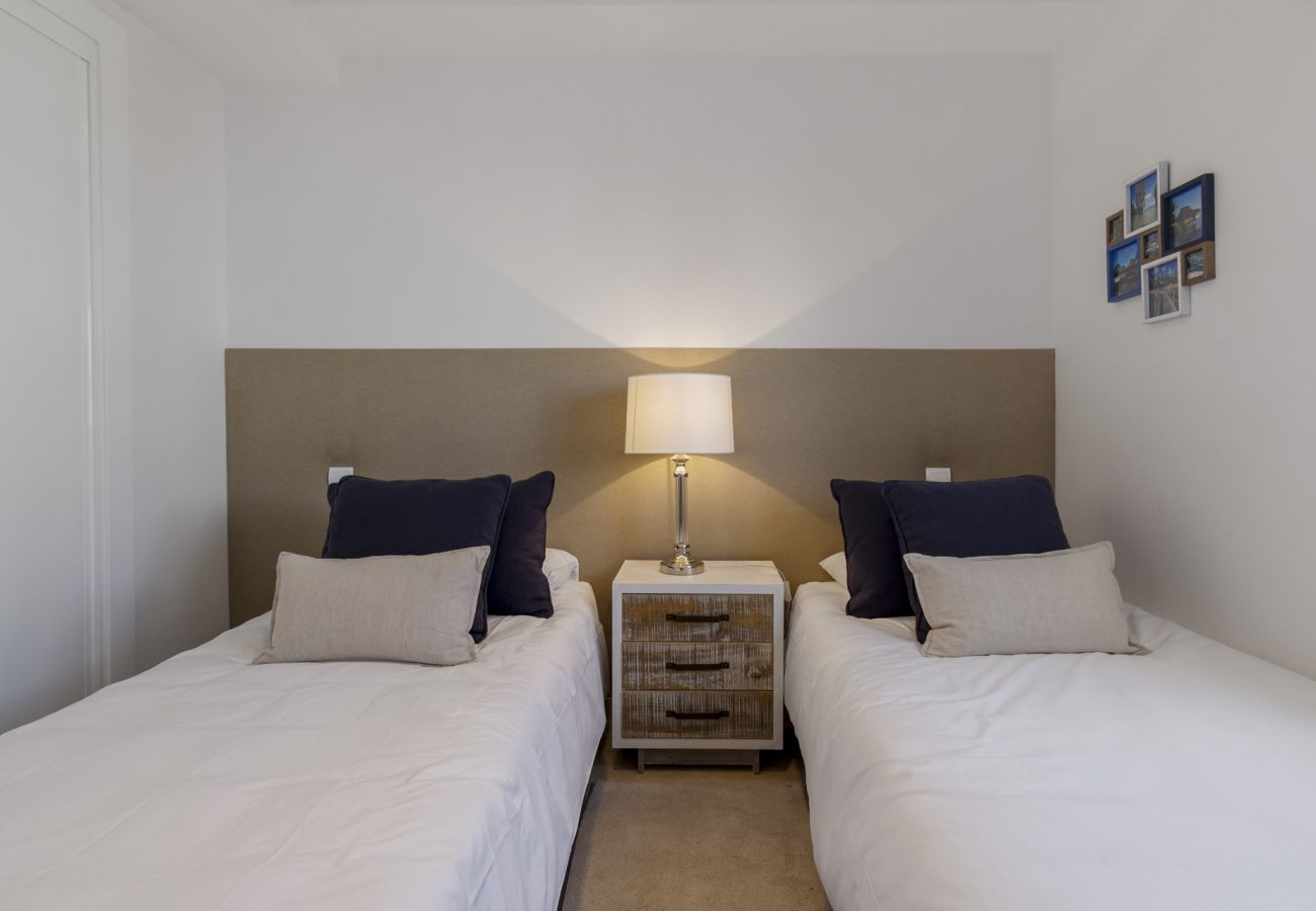 Radhus i San Pedro de Alcántara - Casa Guadalvillas