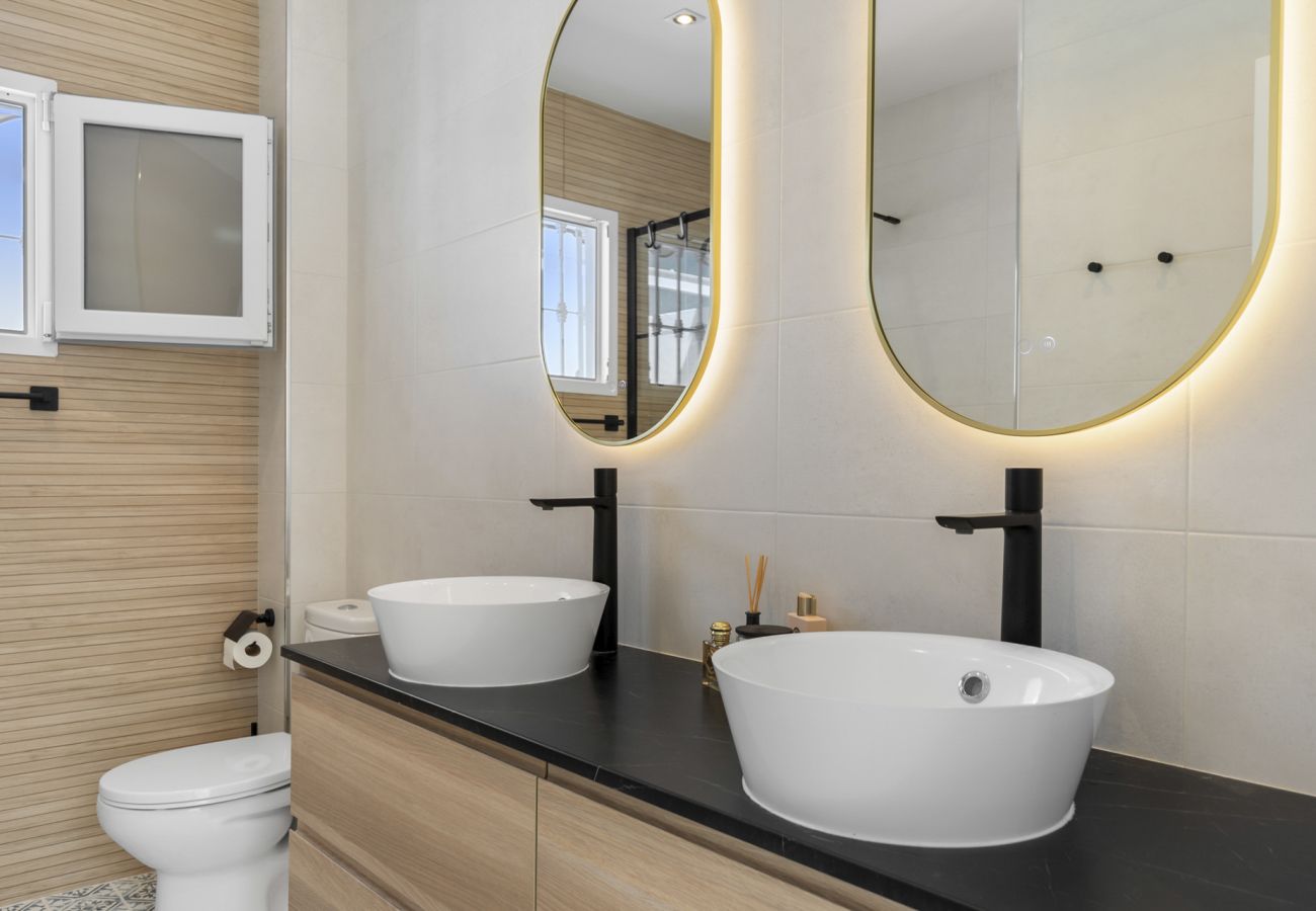 Radhus i Estepona - Casa Pentique