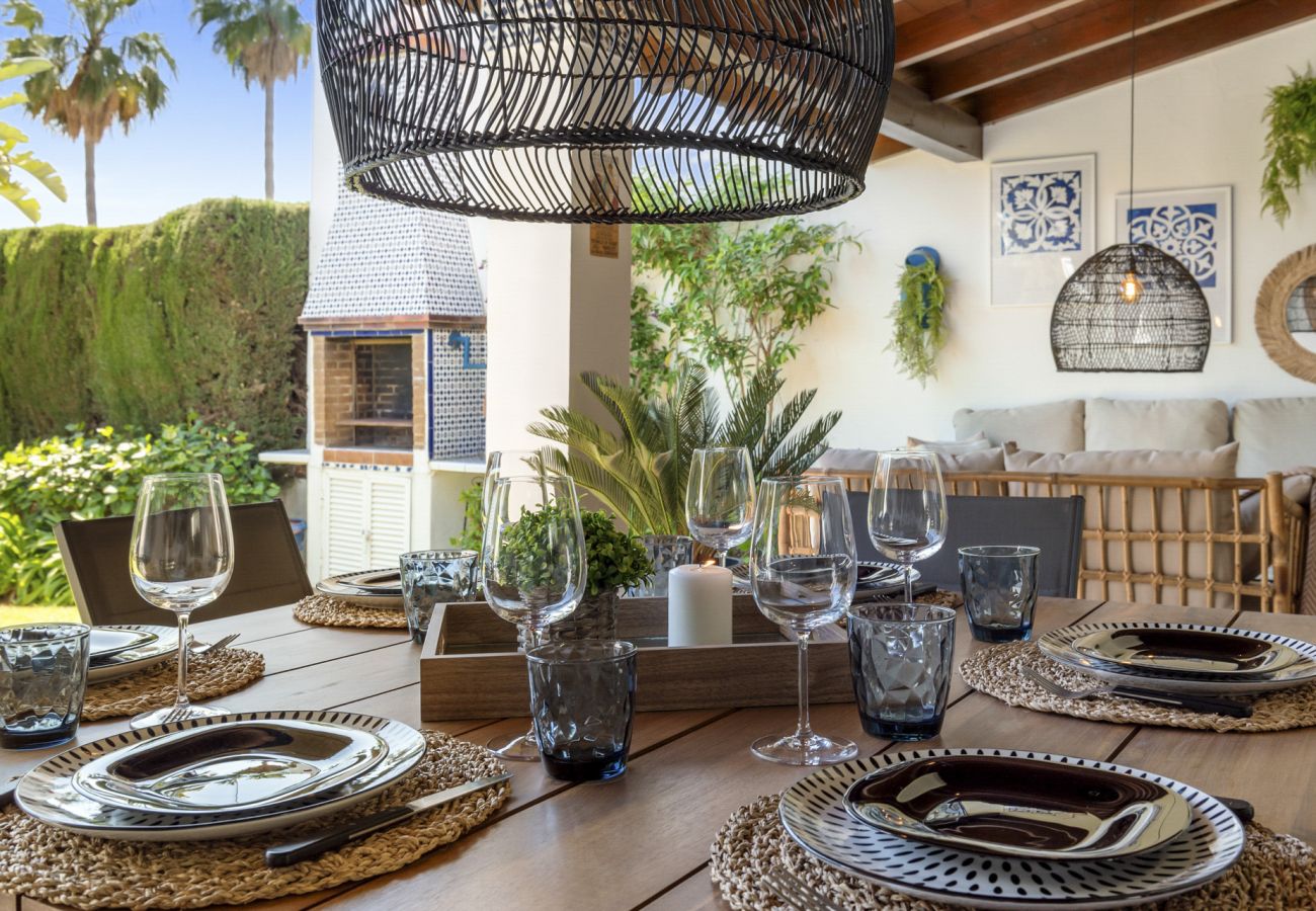 Radhus i Estepona - Casa Pentique